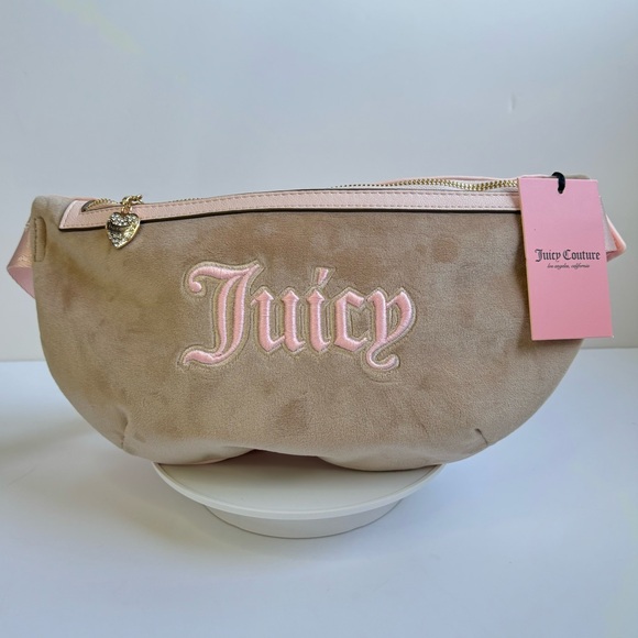 Juicy Couture Handbags - Juicy Couture YK2 Queen of everything Fanny Bag Cafe/ Powder Blush